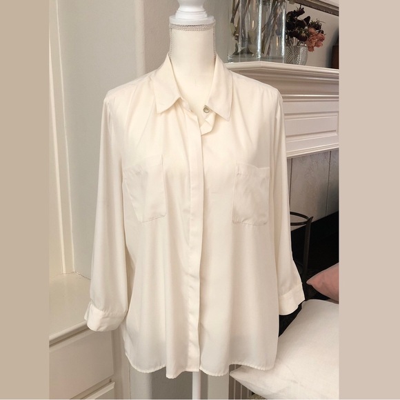 Chico’s Ivory Cream Blouse Button Front Pocket - Picture 1 of 10